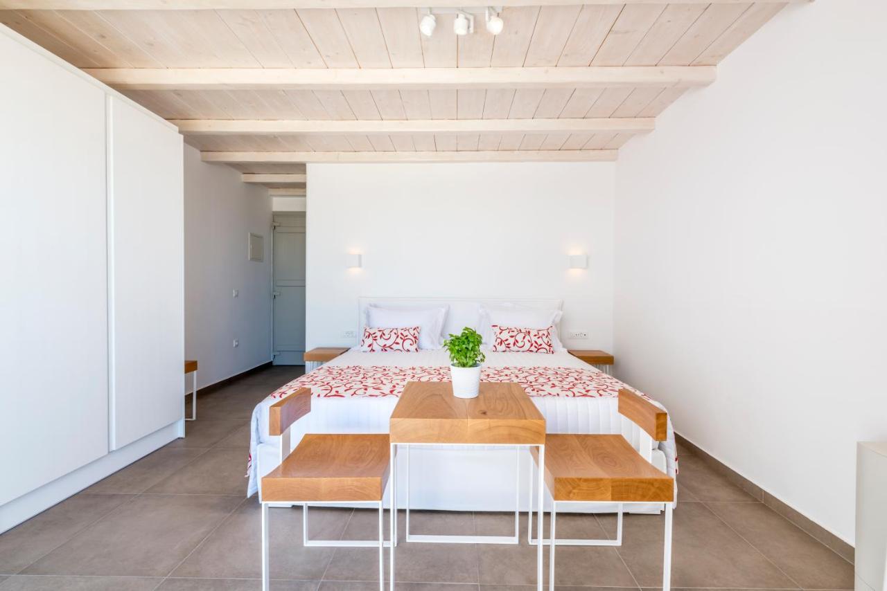 O Lofos Luxury Boutique Suites Agios Stefanos  Exterior foto